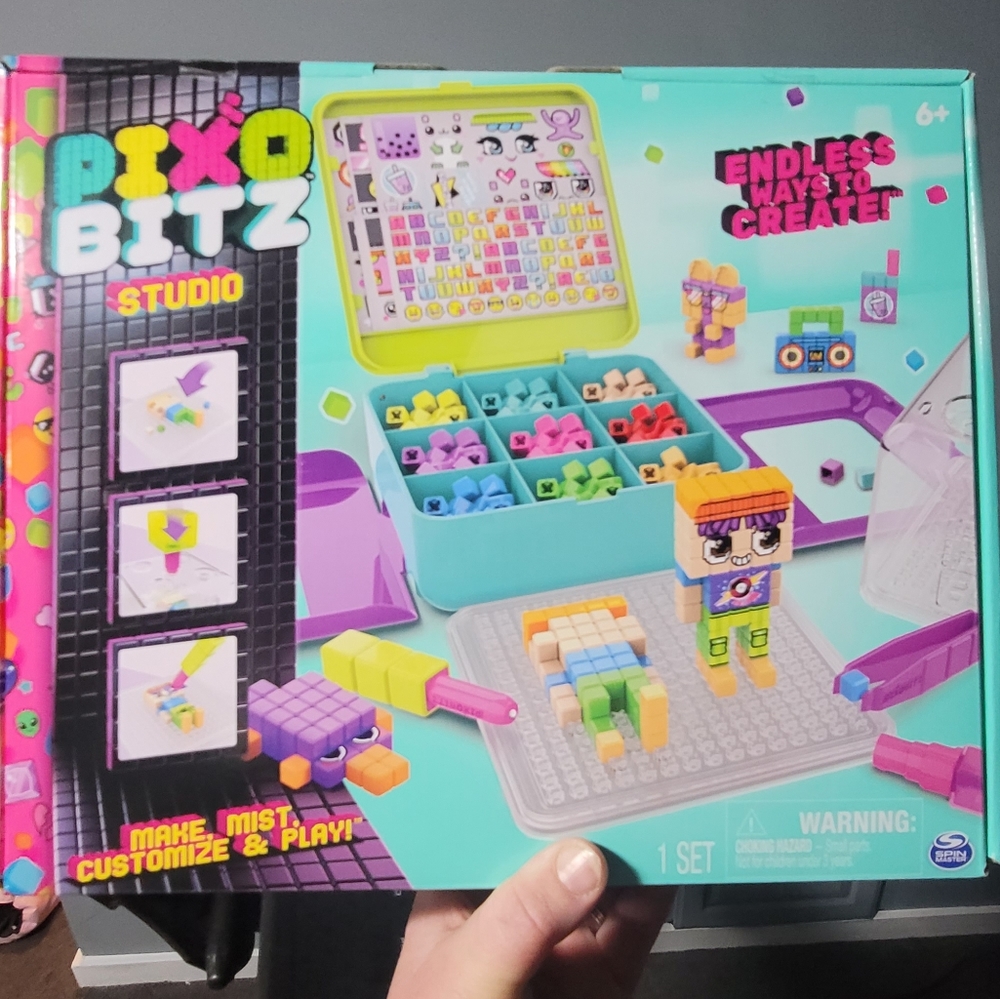 PixoBitz